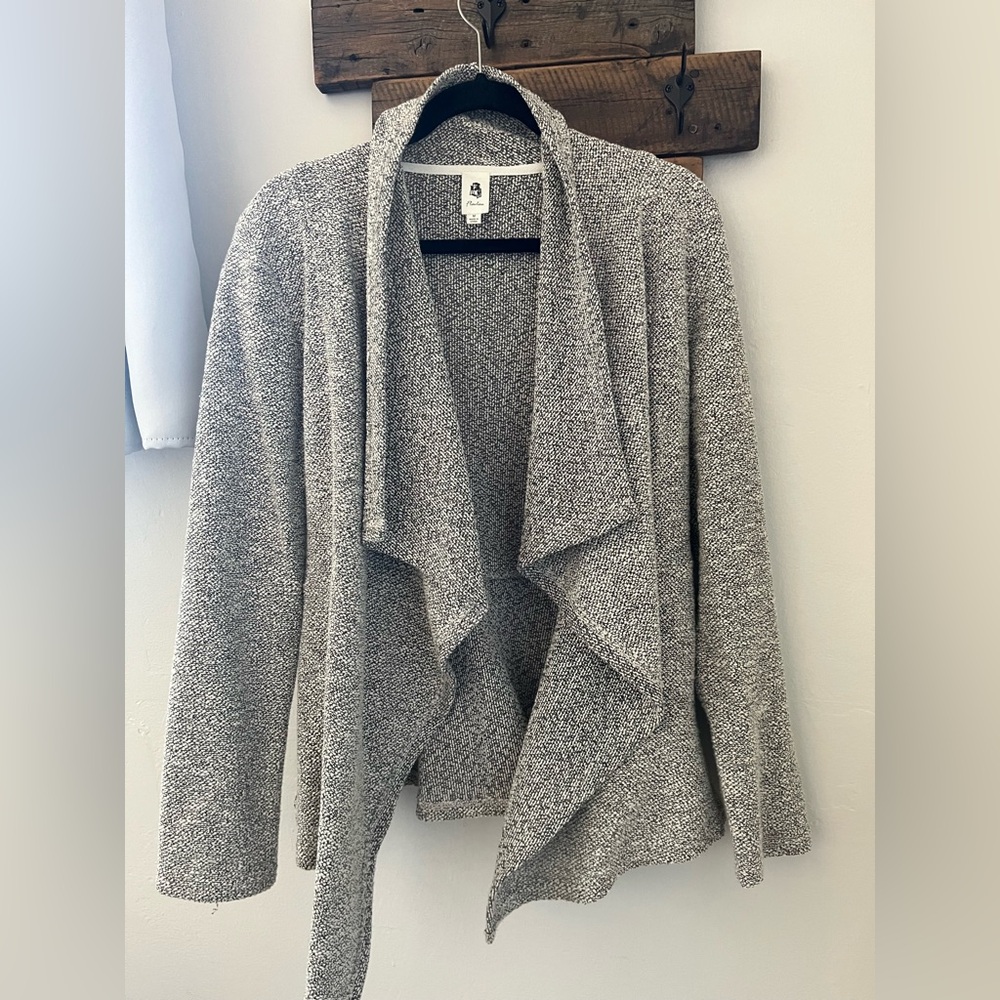 Flawless, women’s drape jacket size M, greyish-black  and white  NWT